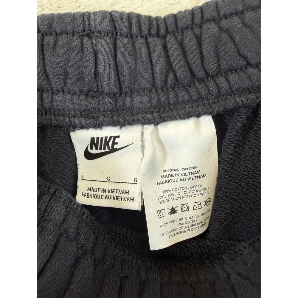 Nike Sportswear Club Fleece Shorts Men's L Black Embroidered Swoosh DX0731-010